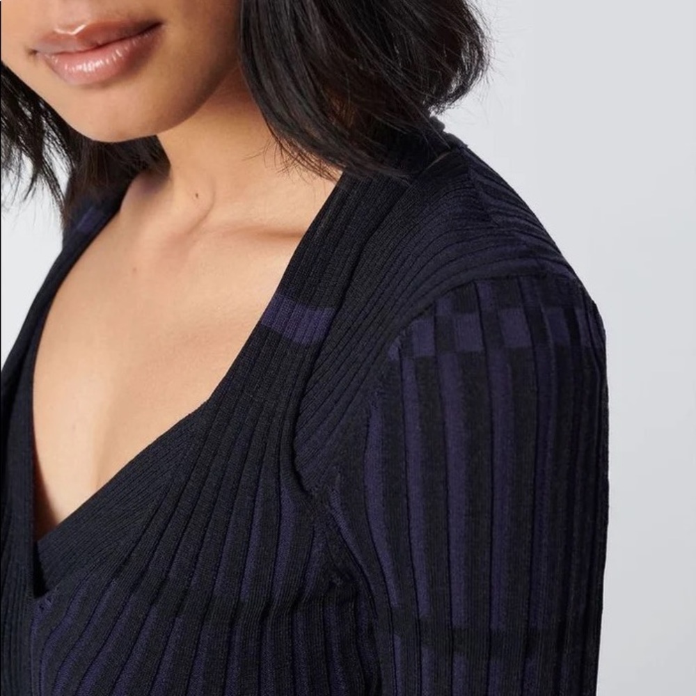 🇺🇸 Vintage 80’s Diane Von Furstenberg Sweater (Cable Coquette Romantic Sexy USA) - Picture 8 of 8